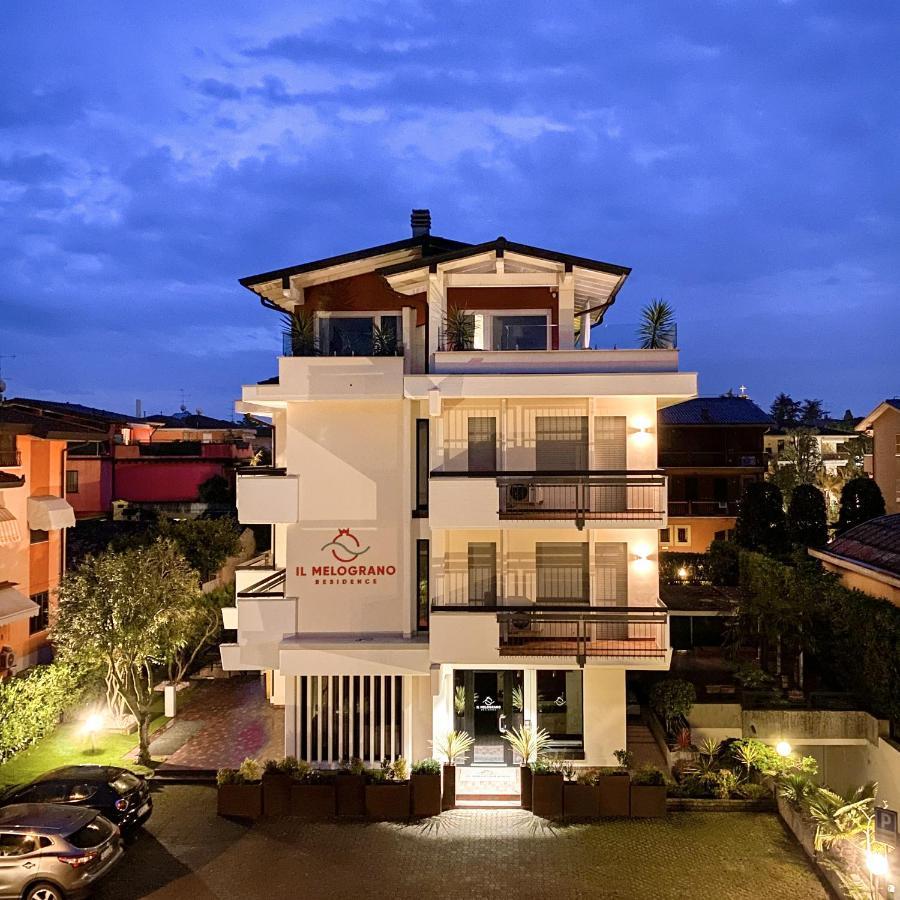 Residence Il Melograno Sirmione Kültér fotó